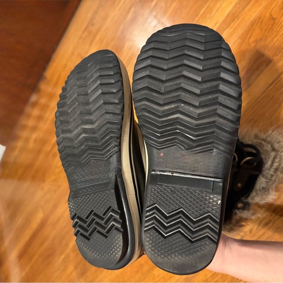 Sorel Joan of Arctic Faux Fur Waterproof Insulated Winter Boots size 6 - Picture 6 of 9